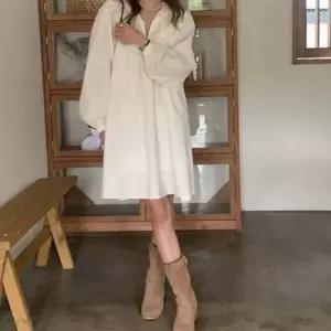 [오너클랜]WL 퍼프소매 드레스 바캉스룩 넥스트링 리본 휴양지룩 LDN-20250182