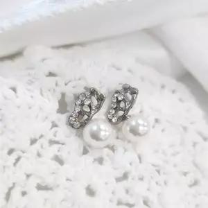 나비진주 귀걸이