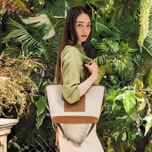 에스콰이아 여성 케이트 카바스 쇼퍼백 EIDFHB069IV