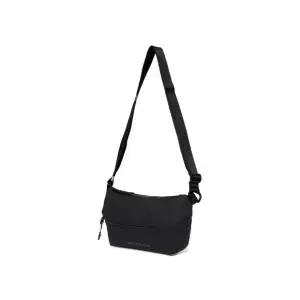 가방 BQJ DUA25B56Z1 RAINS (레인즈) 크로스백 (Black)