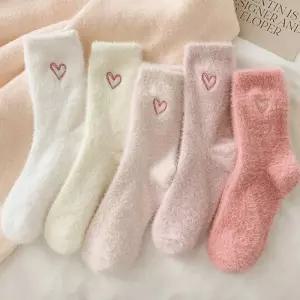여성 하트자수 보들보들 수면양말 포근 겨울 홈삭스