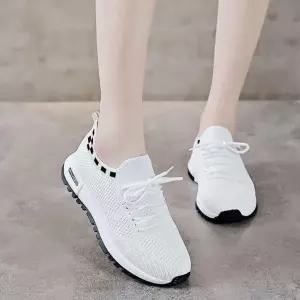 니트소재 캐주얼 여성 러닝화 스니커즈 운동화 신발 .트레킹화 스니커즈 워킹화 털 여성 운동화 런닝화