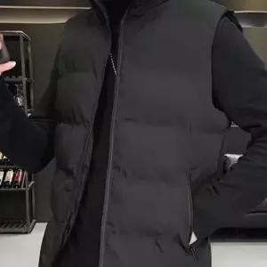 남자경량패딩 베이직 남자 패딩조끼 주머니 조끼패딩 남성 겨울조끼