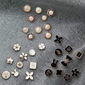 큐빅 오픈방지 매너 브로치 셀프수선 리폼 여밈단추 10p