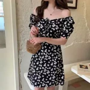 데이트룩 스커트미니홈드레스 여름 보이는 밤모임 결