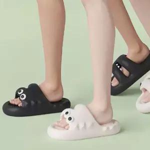 [에이치플러스몰]WL 귀여운 악어 캐릭터 쿠션 실내화 슬리퍼