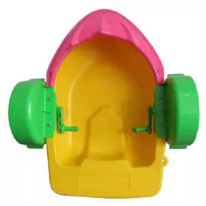 수상보트 페달 오리배 레저 저수지 물놀이 유원지 관광