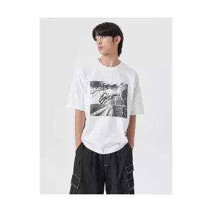 브랜드정품 에잇세컨즈 8SECONDS 리얼 포토 프린트 반팔티셔츠 화이트 (454542JQ31) 365354