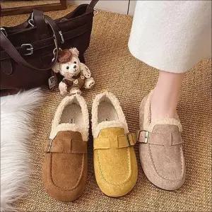인기상품 여성 스웨이드 뽀글이 슬립온 로우 단화 겨울 신발 [WFKM4E7_260408]