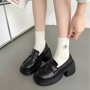 여성 2컬러 꼬임 스트랩 포인트 통굽로퍼 페니로퍼 여성로퍼 로퍼 통굽로퍼