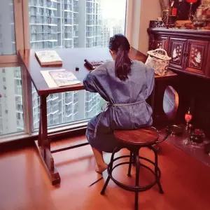 각도조절 테이블이젤 스케치 보드 원목 나무 테이블