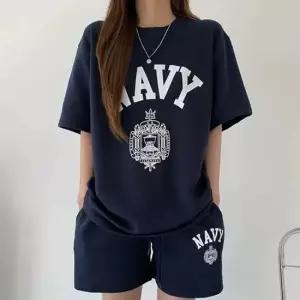 여성 네이비 컬리지 반팔 트레이닝 세트 꾸안꾸룩