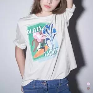 [올리비아로렌]올리비아로렌 전사프린트 포인트 티셔츠 VVCAS5M3381 애플아울렛