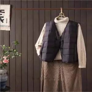 여성용 캐주얼 빈티지 브이넥 다운 오리털 단추 나시 조끼 패딩조끼 CH1