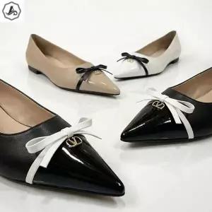 [애슬릿] 스틸레토 플랫 소가죽 배색 리본 금장 발편한 슈즈