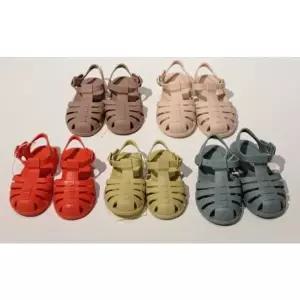 리우드 리우드_브리샌들