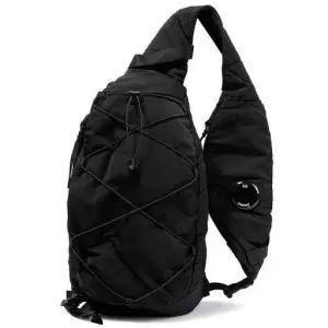 [명품] RCCMAC735A 005269G 999 렌즈 와펜 블랙 크로스백 18CMAC114A 005269G 999