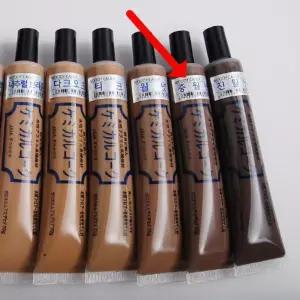 바닥제 우드퍼티 가구긁힘수리 마루 우드필러 자동차스프레이