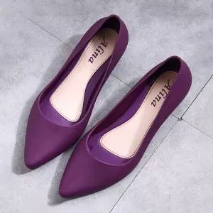 [라일리의류] Rly 깜끔한 디자인 아쿠아 젤리 플랫 데일리 여자 슈즈