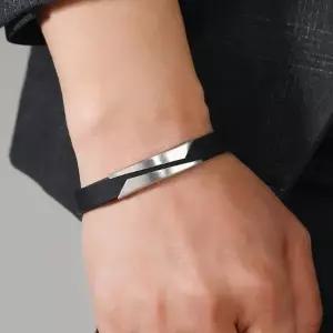 패션팔찌 블랙클로 실리콘 패션 팔찌 커플 우정 브레이브슬릿 패션브레이브슬릿