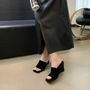 EAMT 여사친 여름 스트랩 아우터 샌들 슬리퍼 토슈즈 하이 복고풍 웨지힐 웨지 스퀘어 힐 가죽 YJ2