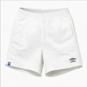 엄브로 클래식 4부 반바지 /  SWEETCORN UR123CHP31