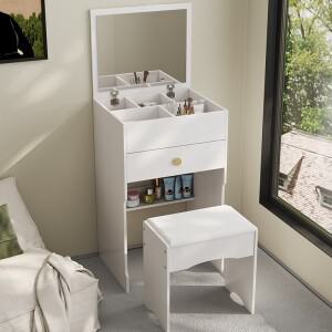 옷장, 화장대, 소형 조개껍질 모양 수납장, 침실, 아파트, 좌식의자 일체형 서랍장, 미니 침대 옆 테이블