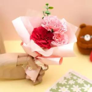 사랑을 담은 카네이션 꽃다발 만들기 마리셀러