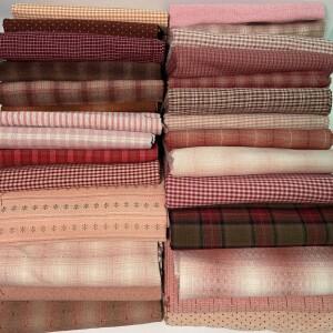 30Pcs 핑크 레드 베이지 블랙 색상 일본 원사 염색 패브릭 DIY 수제 패치 워크 100% 코튼 천 번들 20x20cm