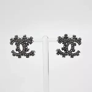 [구구스]중고명품 샤넬 로고 장식 귀걸이 (NO 10362751)