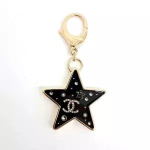 [구구스]중고명품 샤넬 키링 겸 백참 (NO 10361947)