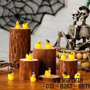 50pcs 미니 수지 오리 할로윈 해적 작은 귀여운 소형 피규어 장식품