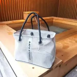 메쉬가방 메탈 프레임 메쉬 목욕바구니 그레이 소형