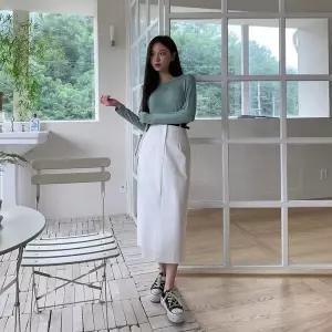 [하프클럽/]오베리 화이트 백슬릿 치마 세트 여성 벨트 일자라인 긴