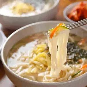 시골 할매 칼국수(숙성면)200g8팩+사골맛스프13g 8팩 총8인분+엄마손맛 김치160g