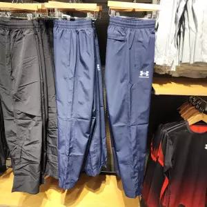 언더아머 UA 라이벌 우븐 남성 윈드브레이커 팬츠 1390150-410