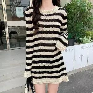 ONM 여자 데일리 단가라 펀칭 미니 원피스