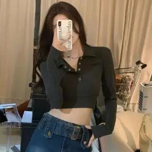 ONM TC 카라 단추 긴팔 크롭 탑 티셔츠 바디라인