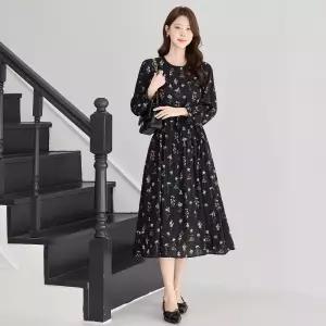 [모리스커밍홈] 플라워 셔링 스트링 롱원피스_M2603OP029A