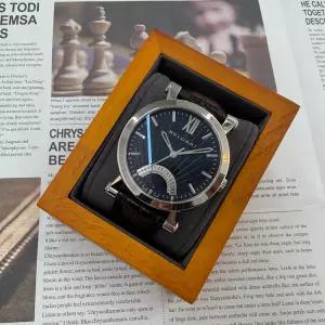 불가리 소티리오 42 레트로그레이드 블랙 가죽 시계 울산 중고명품 리셀온