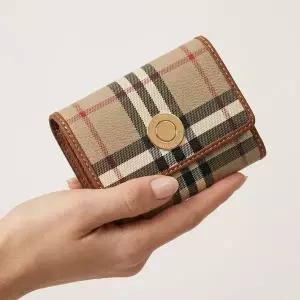 [버버리] 스몰 체크 폴딩 지갑 154699421