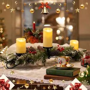 3개의 전기 양초가 달린 크리스마스 홀더 홈 장식용 테이블 상판 솔방울 레드볼 솔잎이 홀리데이 파티