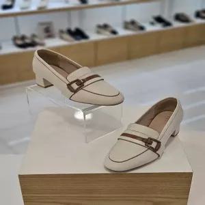 [미소페][미소페] by미소페 여성 버클 통굽 로퍼 (4cm) 112519003 (P003793148)