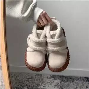 [오너클랜]인기상품 여성 겨울 스웨이드 인조양털 뽀글이 방한 미들부츠 퍼안감 2색 [WFKN9LM_260410]