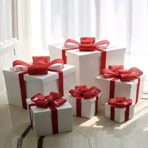 선물박스 가짜선물박스 크리스마스선물상자 밑 트리