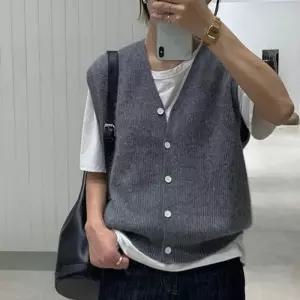 공용 v넥 내추럴패션 니트 조끼 가을 베스트 데일리 편한 1114344