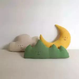 구름달쿠션 산 구름 초승달 방쿠션