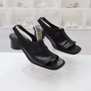 [코디엘루]스퀘어 토 미들힐 밴딩 슬링백 7.5cm CDMD31133_GN