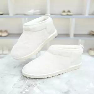 [블리아르]토이 퍼안감 데일리 겨울 털 앵클 부츠 3cm BLMD100023_GN