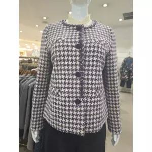 비꼴리끄 AK수원점 알파카 울 지도리 체크 자수 재킷 B244WJ1040 1204086